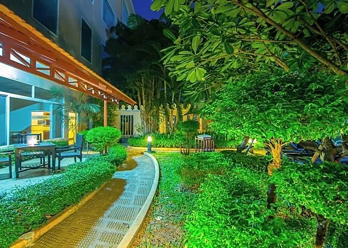 Starry Angkor Hotel 4*